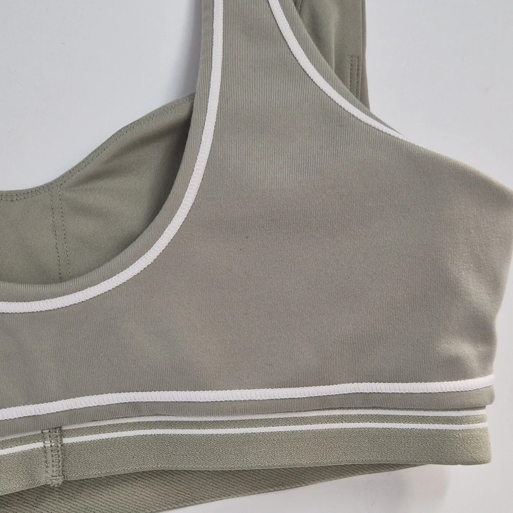 Alo Yoga Airbrush Heart Throb Bra Limestone Medium - Picture 7 of 8